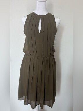 MICHAEL Michael Kors Olive Green Pleated Keyhole Midi Dress